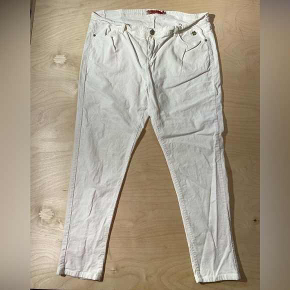Apple Bottom Corduroy Pants 22 (II) - Picture 1 of 11